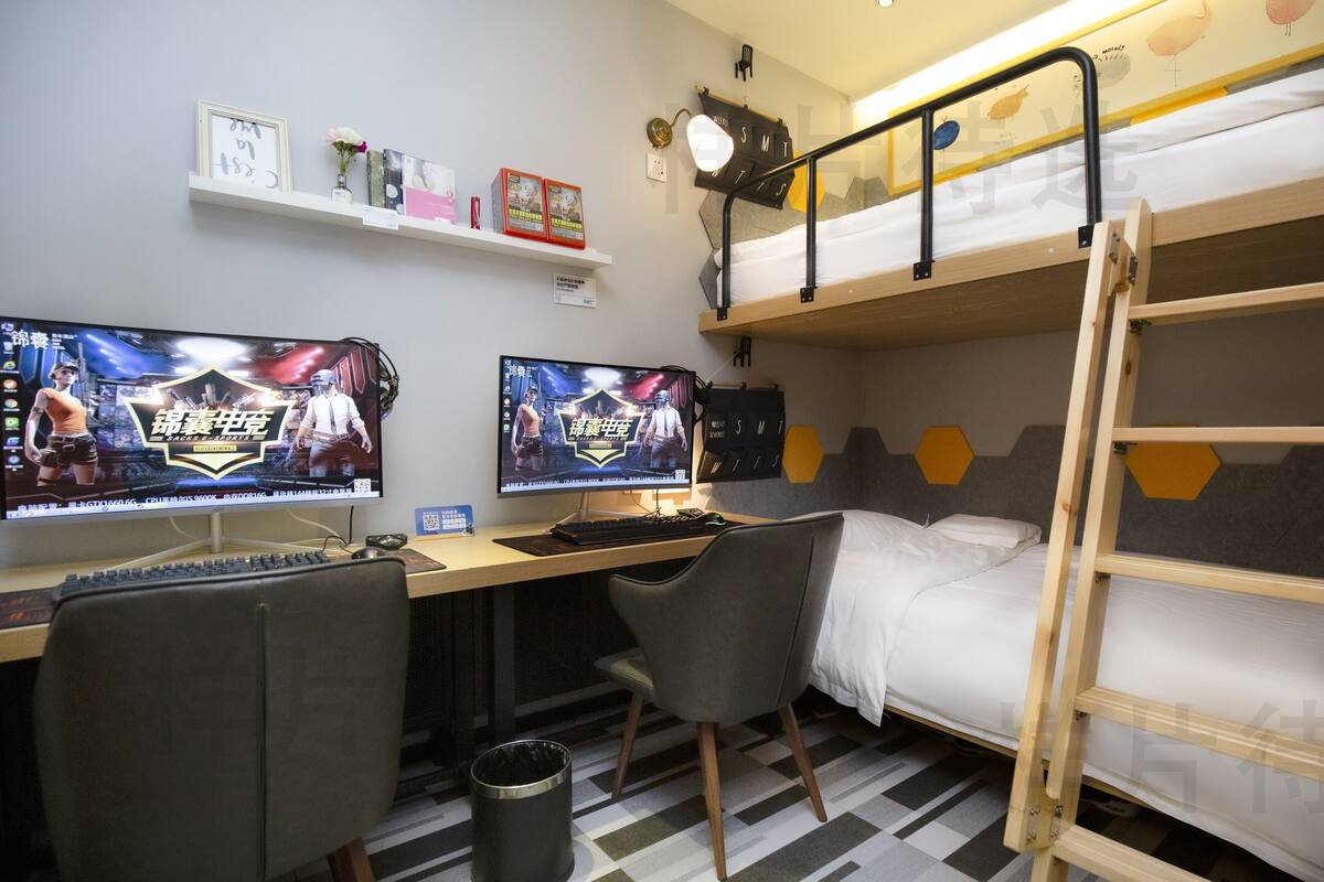 Standard Twin Room | Living area