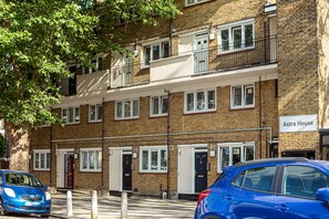 Exterior - Astra House (London)