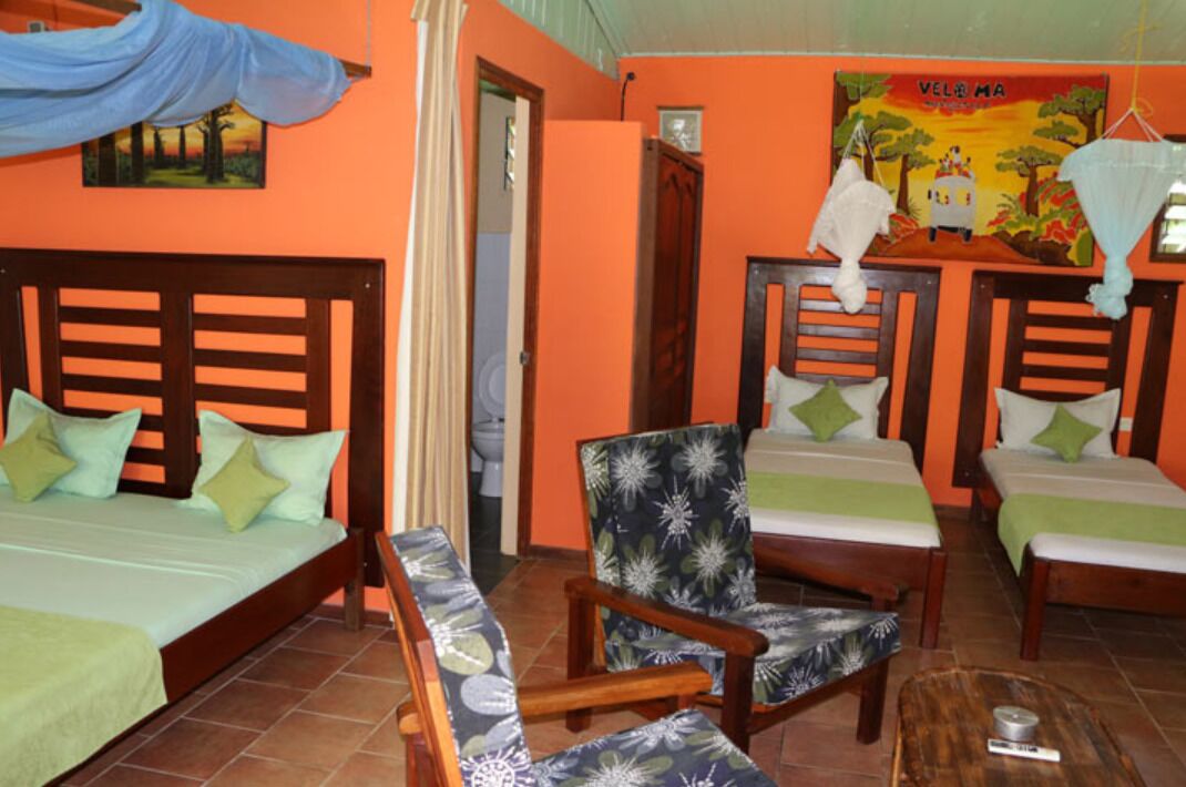 Family Room, Balcony, Lake View | Bed sheets