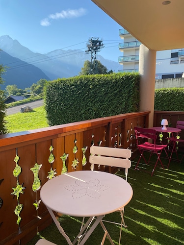 BEAUTIFUL APT RENOVATED VIEW ON THE MOUNTAIN SKI ON FOOT IN SAINT GERVAIS LES BAINS