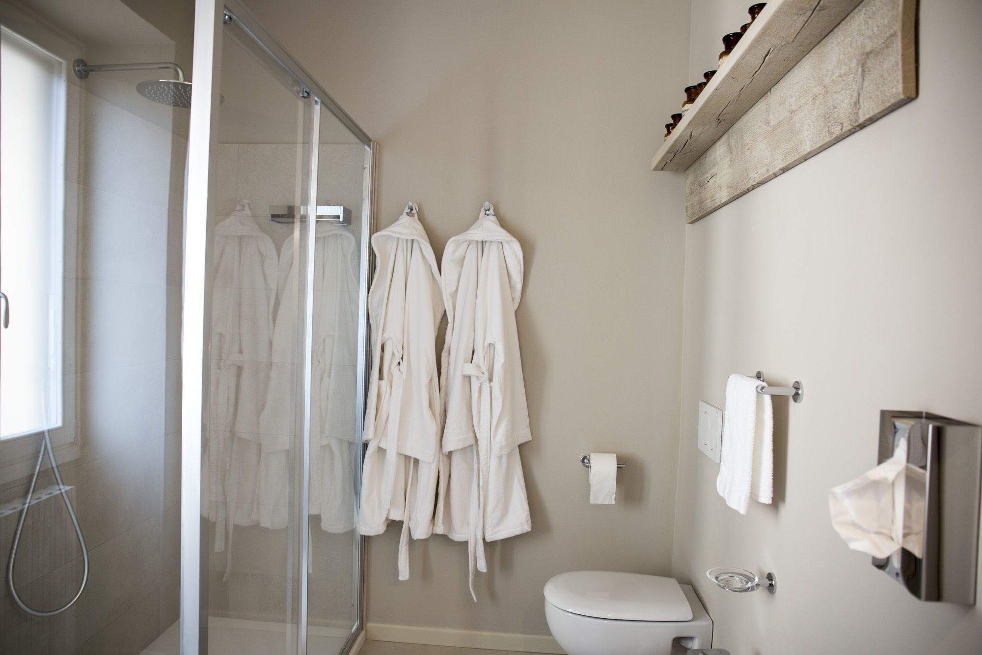 Habitación doble, vistas a la ciudad (Passiflora) | Baño | Ducha y cabezal de ducha tipo lluvia