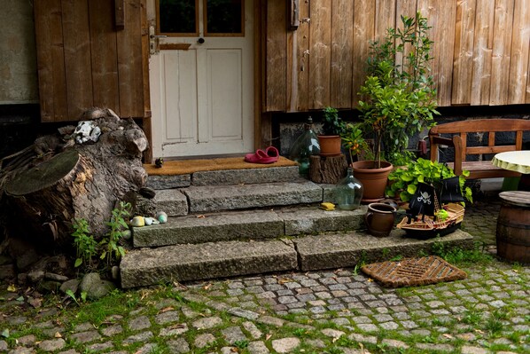 Exterior detail - Landhaus Kunterbunt at the forest and river with chicken and sheep in the Thuringian Forest (Gräfenroda)
