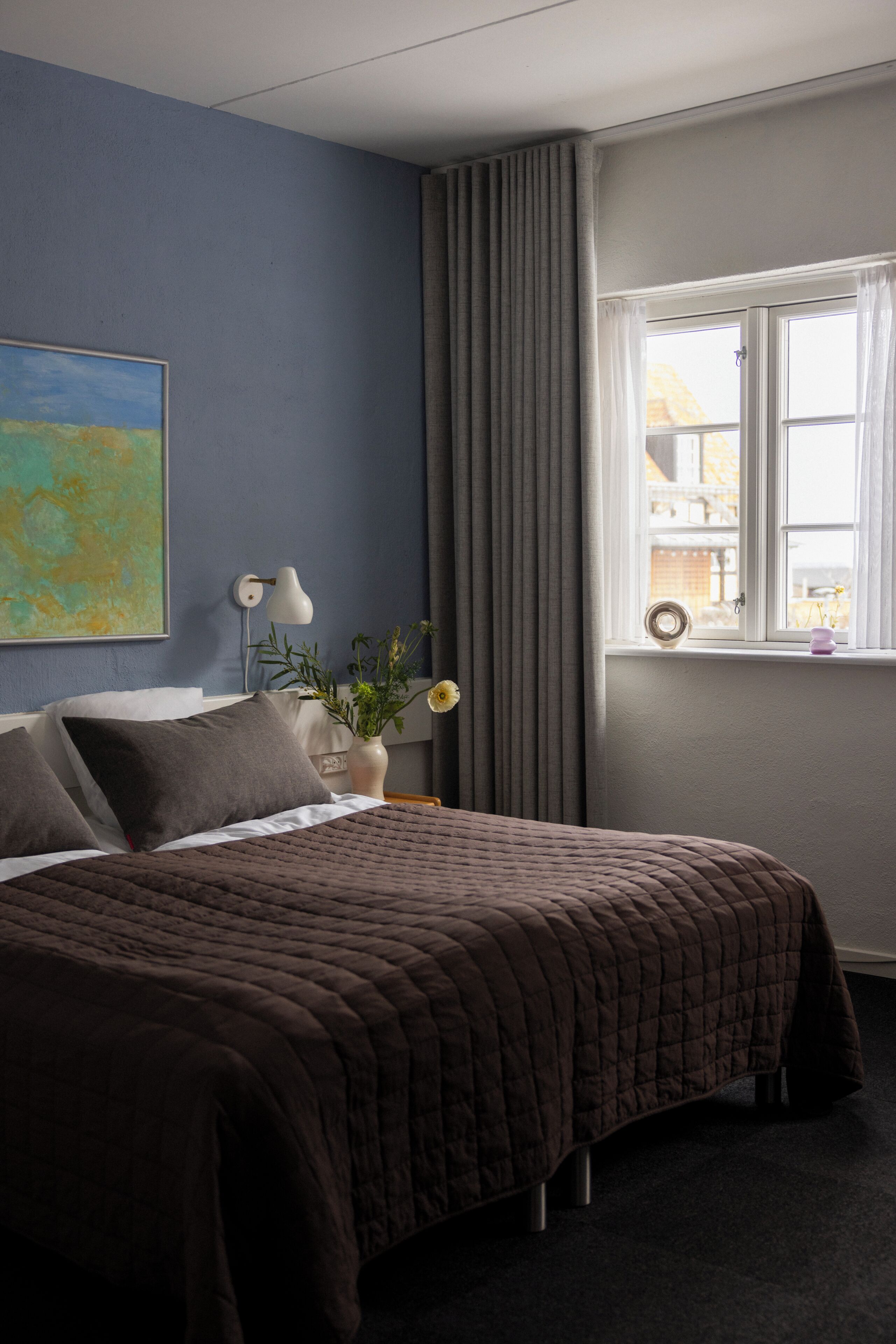 واي فاي مجانًا وملاءات أسرّة