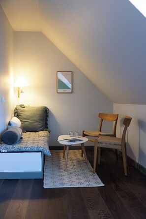 Signature Double Room | Free WiFi, bed sheets - Hotel Siemsens Gaard (Svaneke)