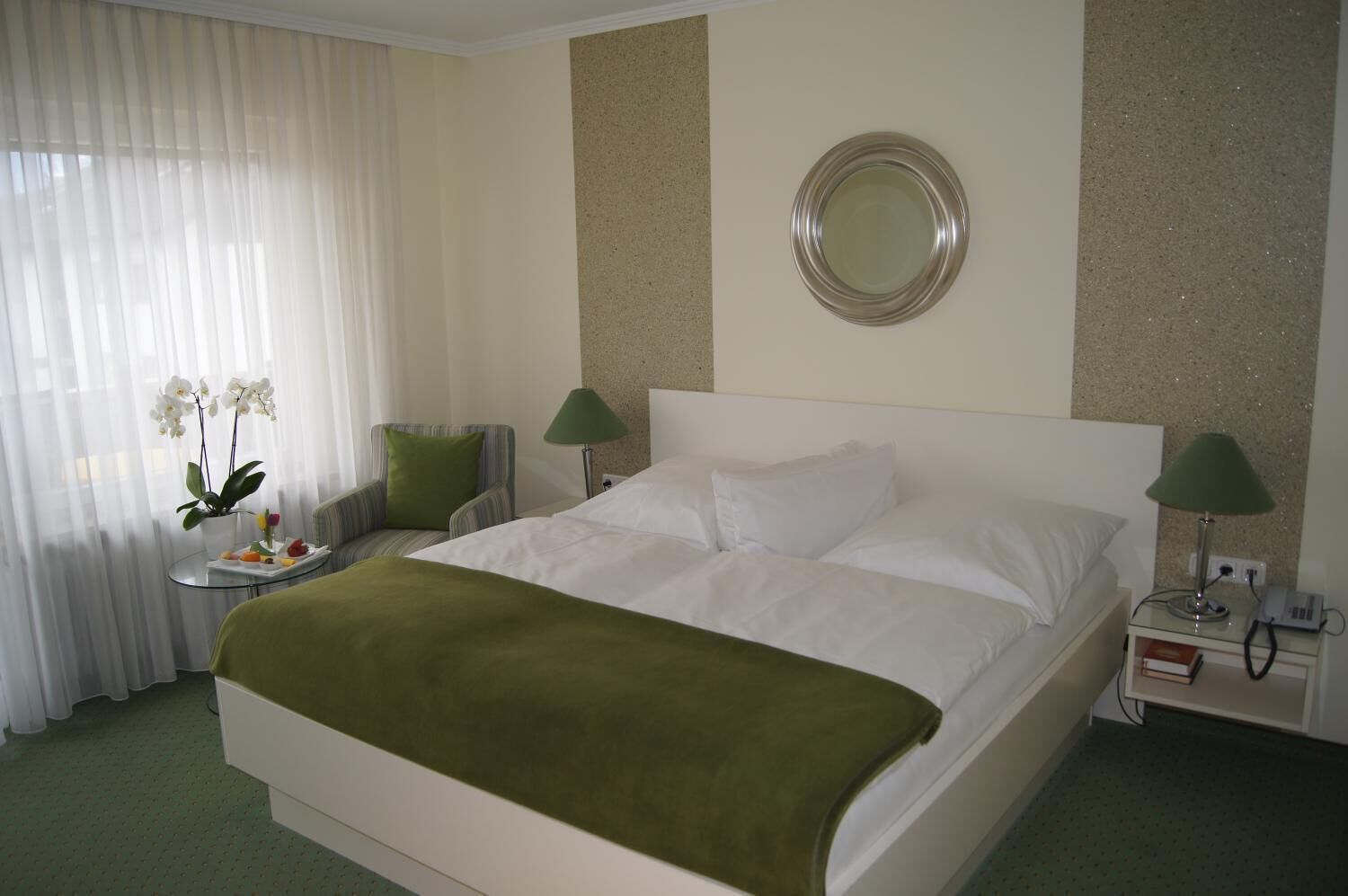 minibar, desk, free wifi, bed sheets