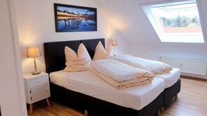 Apartament | 2 dormitoris, escriptori i wifi gratuïta 
