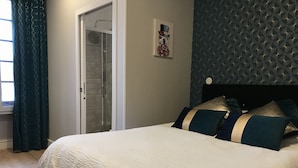 Unclassified image, 2 of 14, button - Hôtel Le Cheval Blanc (Saint-Just)
