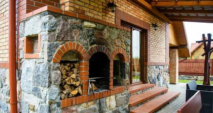 Atemberaubendes alleinstehendes Ferienhaus mit W-LAN, TV, Terrasse, Haustiere erlaubt und Parkplatz