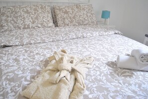 Chambres insonorisées, Wi-Fi gratuit, draps fournis