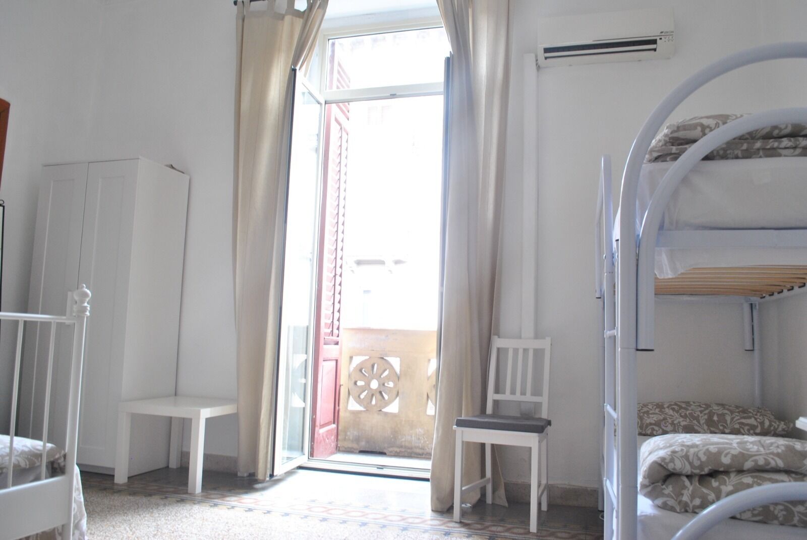 Foto - Sunrise Hostel & Rooms