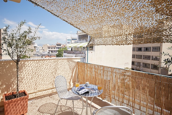 Start your Voyage from this Acropolis view Studio | Sacada