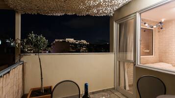 Wake up with Acropolis view! | Terrace/patio