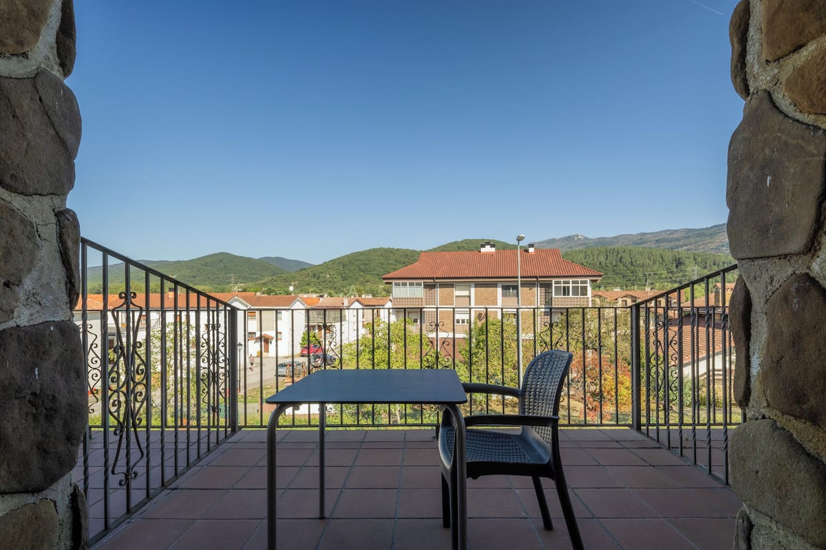 Single Room | Free WiFi