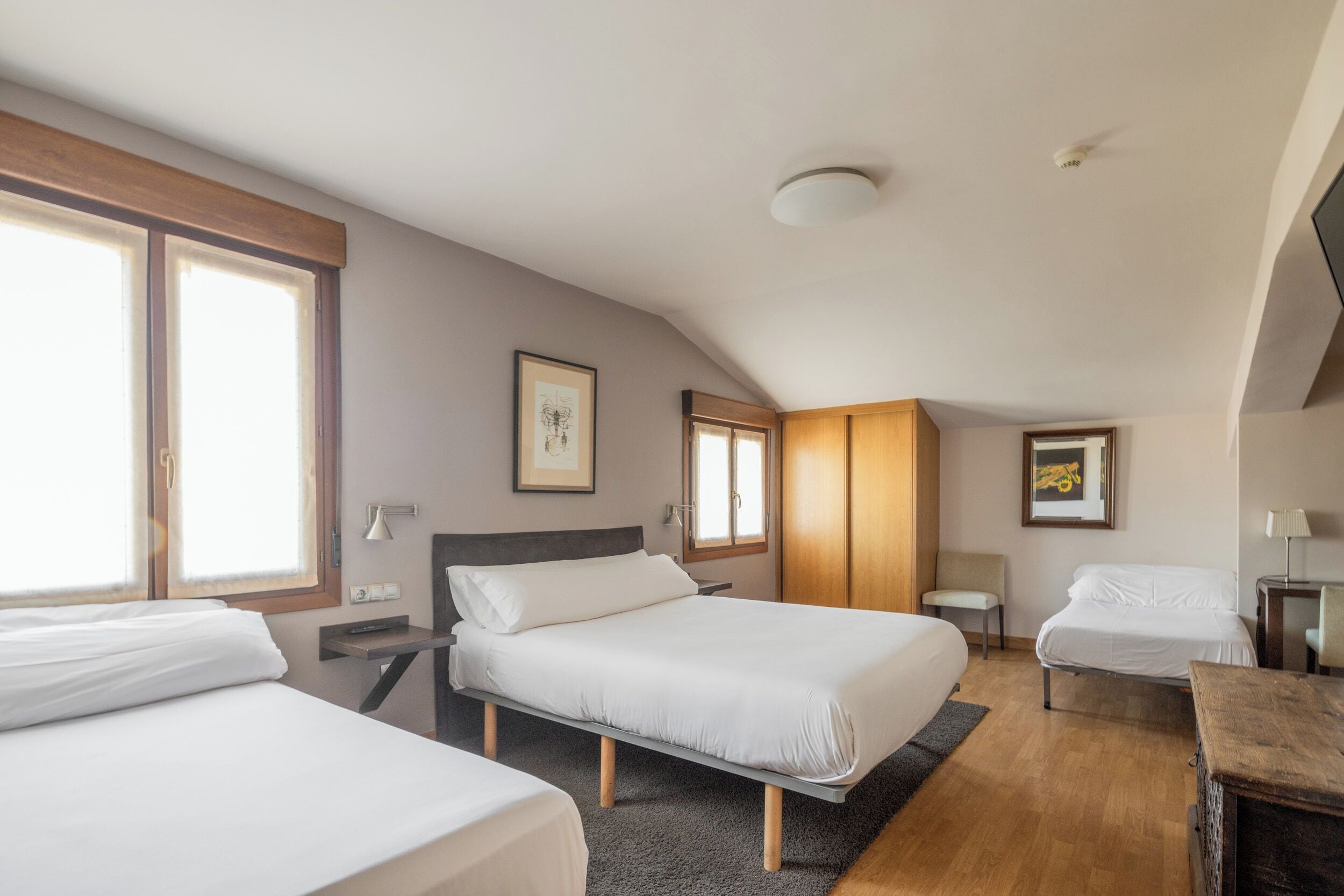 Family Studio Suite | Free WiFi