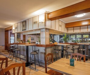 Bar (in der Unterkunft)