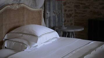 Chambre Confort avec lits jumeaux | Literie hypoallergénique, décoration personnalisée