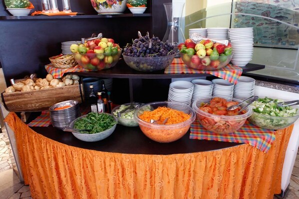 Free continental breakfast - Hotel Marebello (Rimini)