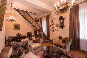 ロビー応接スペース