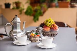 Terrace/patio - Lia's Guest House (Tbilisi)
