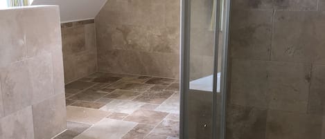 Douche de la salle de bain