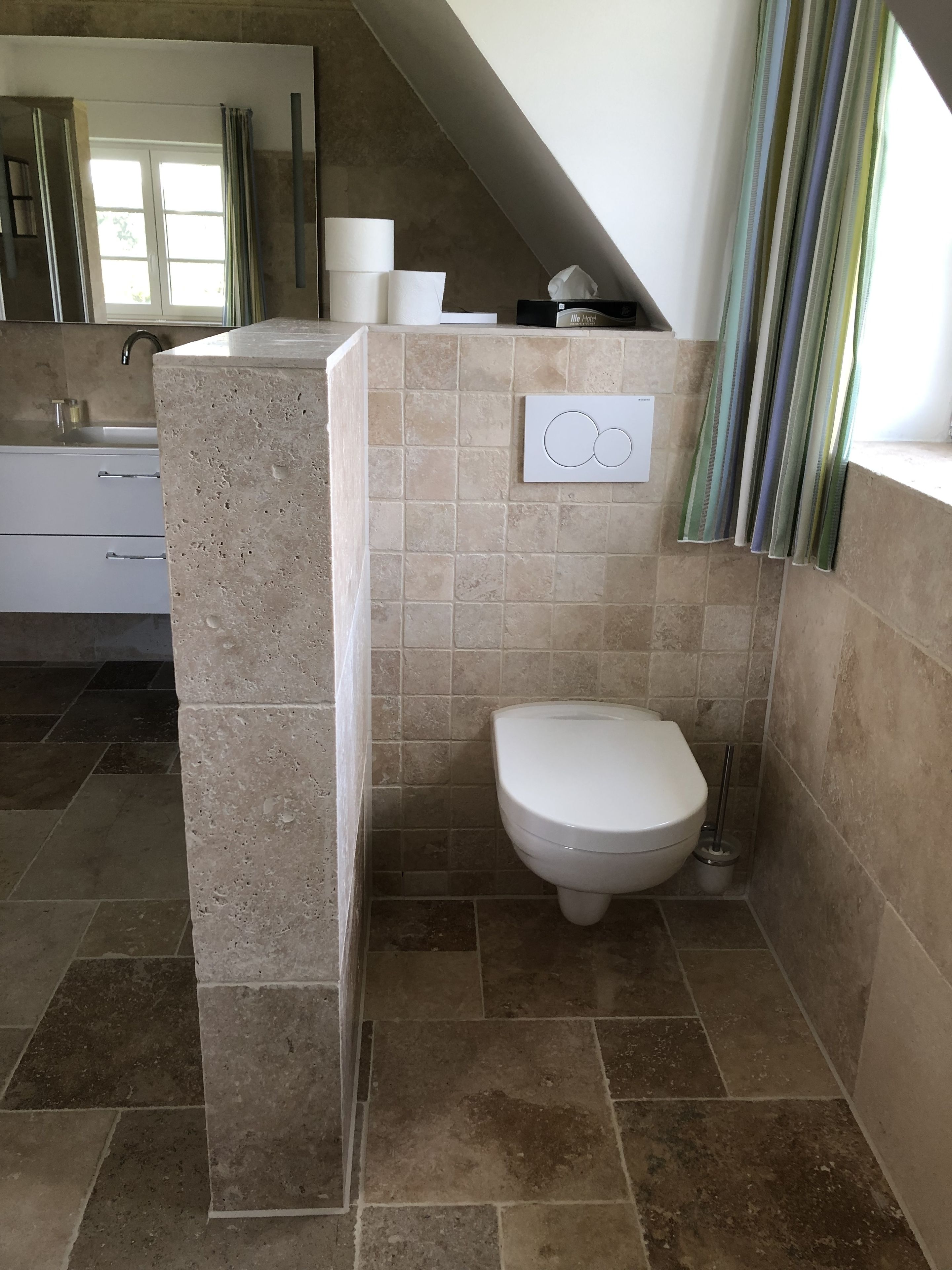 Apartment | Bathroom | Separate tub and shower, towels