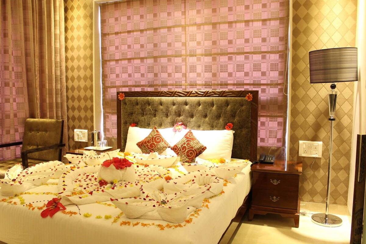 Luxury Quadruple Room | Desk, free WiFi