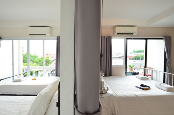 Soundproofing, free WiFi, bed sheets
