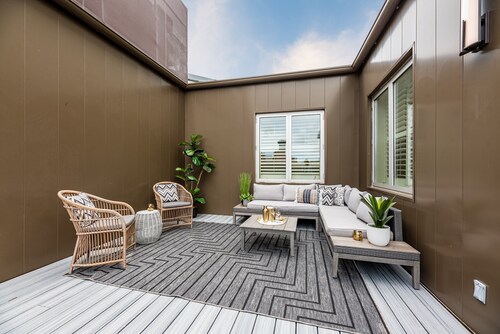 Premium Penthouse saatavana ajoissa jalkapallokaudelle!