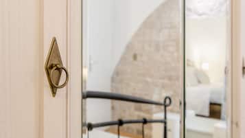 Deluxe Apartment - City View (Adamova ulica 5) | Cofres nos quartos, escrivaninha, quartos à prova de som