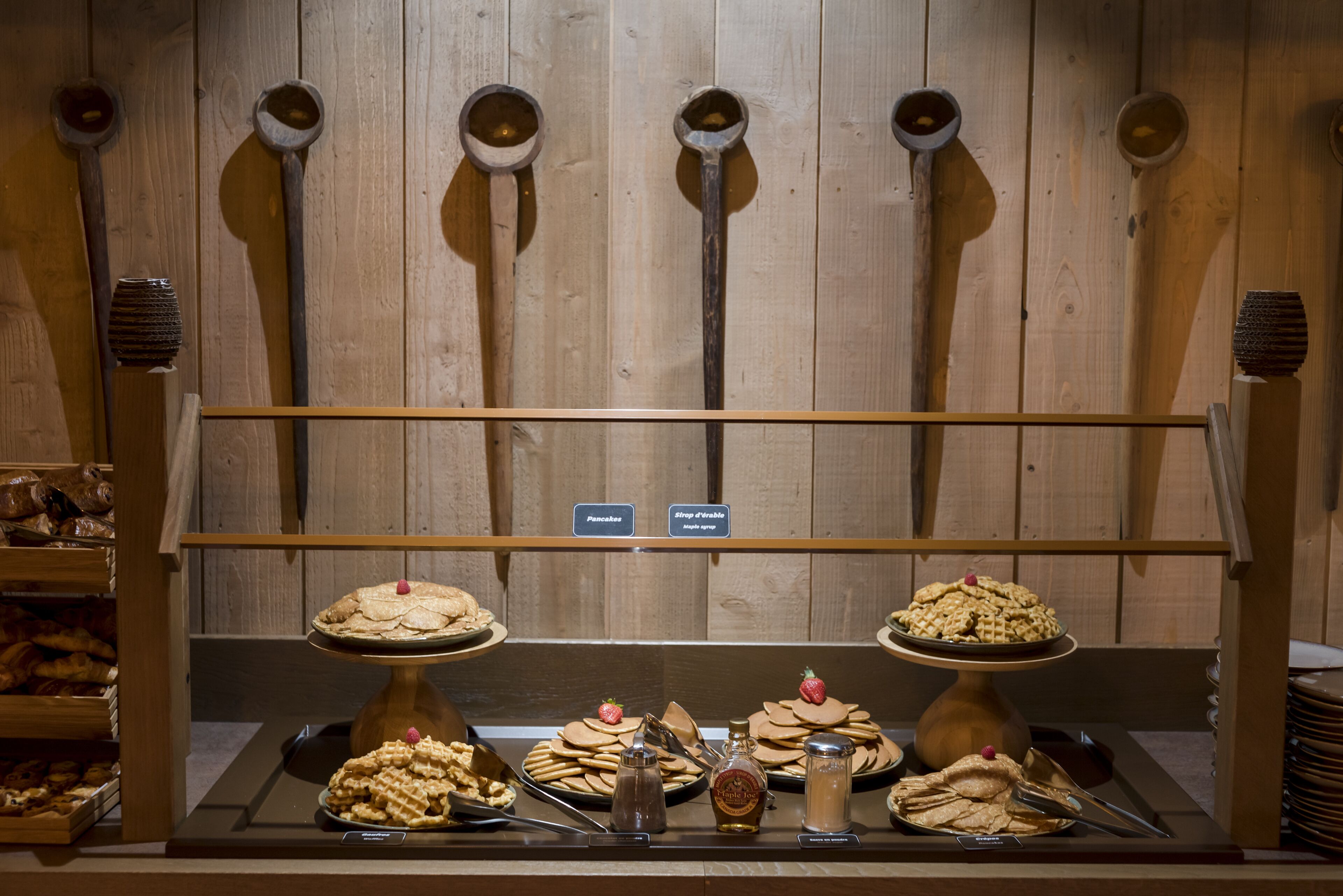 daily buffet breakfast (eur 18 per person)