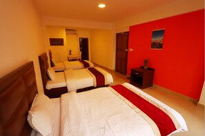 Deluxe Quadruple Room | Free WiFi, individually decorated, bed sheets - Hotel 365 inn (Kathmandu)