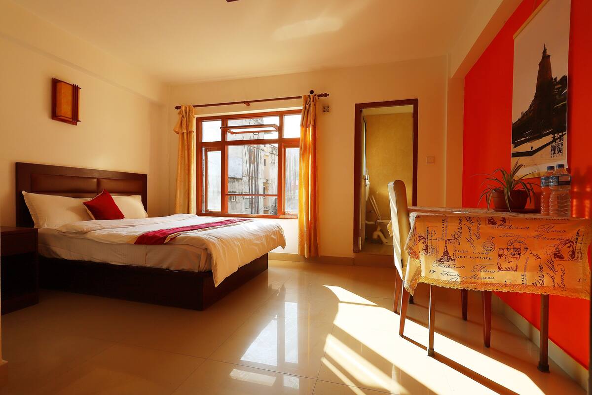 Economy Room | Individually decorated, free WiFi, bed sheets