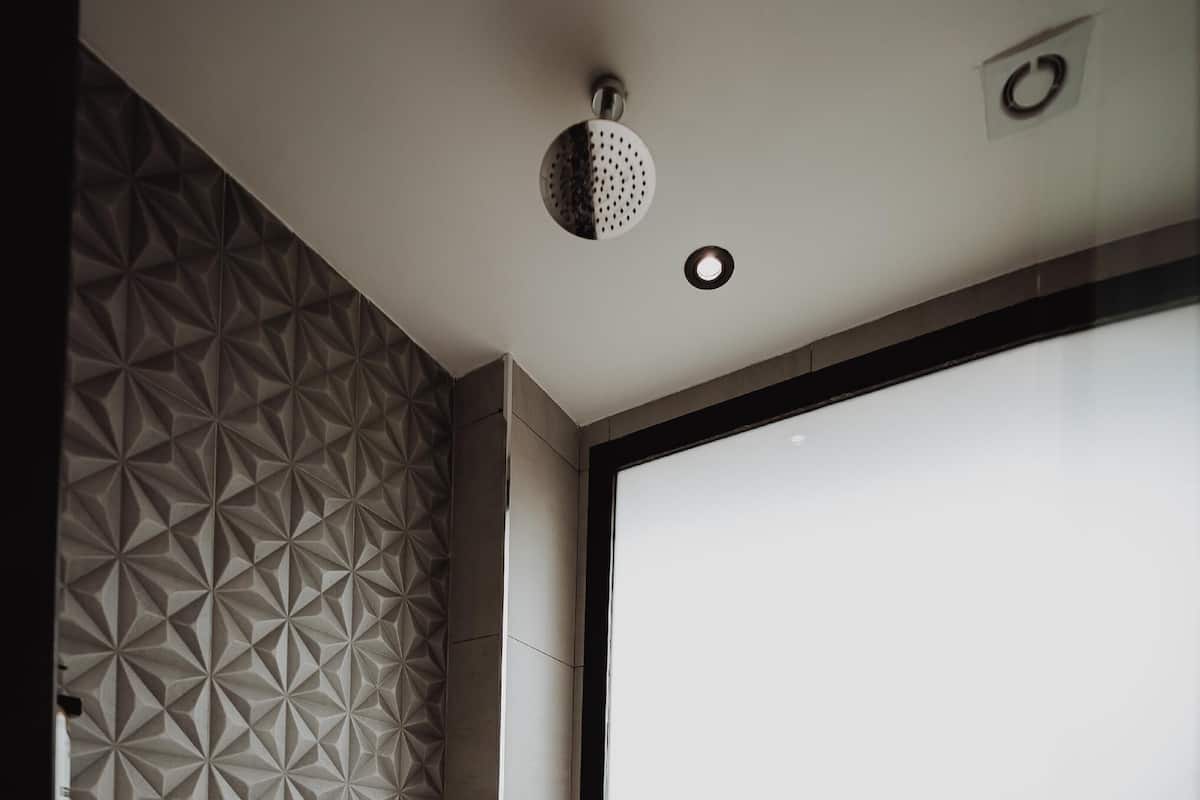 double room, accessible | bathroom | free toiletries, hair dryer, bidet, towels