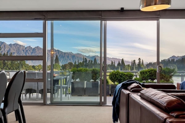 Spacious balcony with incredible views!