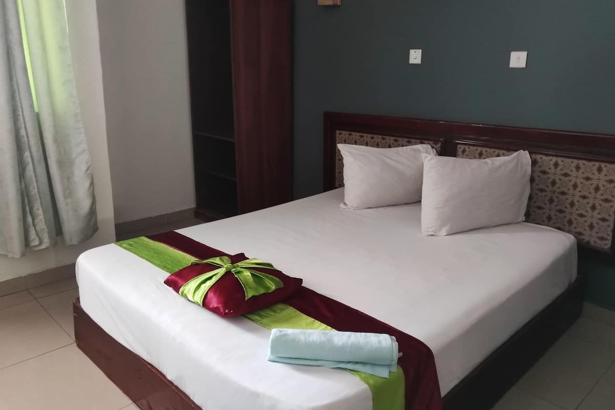 Standard Room | Premium bedding, memory foam beds, iron/ironing board, free WiFi