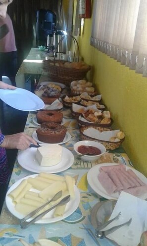 Desayuno buffet incluido todos los días