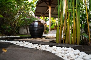 Garden - Luxury Villa Bhuvana (Gili Trawangan)