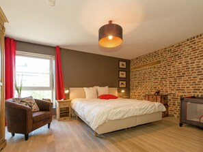 独立别墅 | 6 多间卧室、特色家居、床单