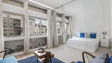 2 habitaciones, tabla de planchar con plancha, wifi y ropa de cama