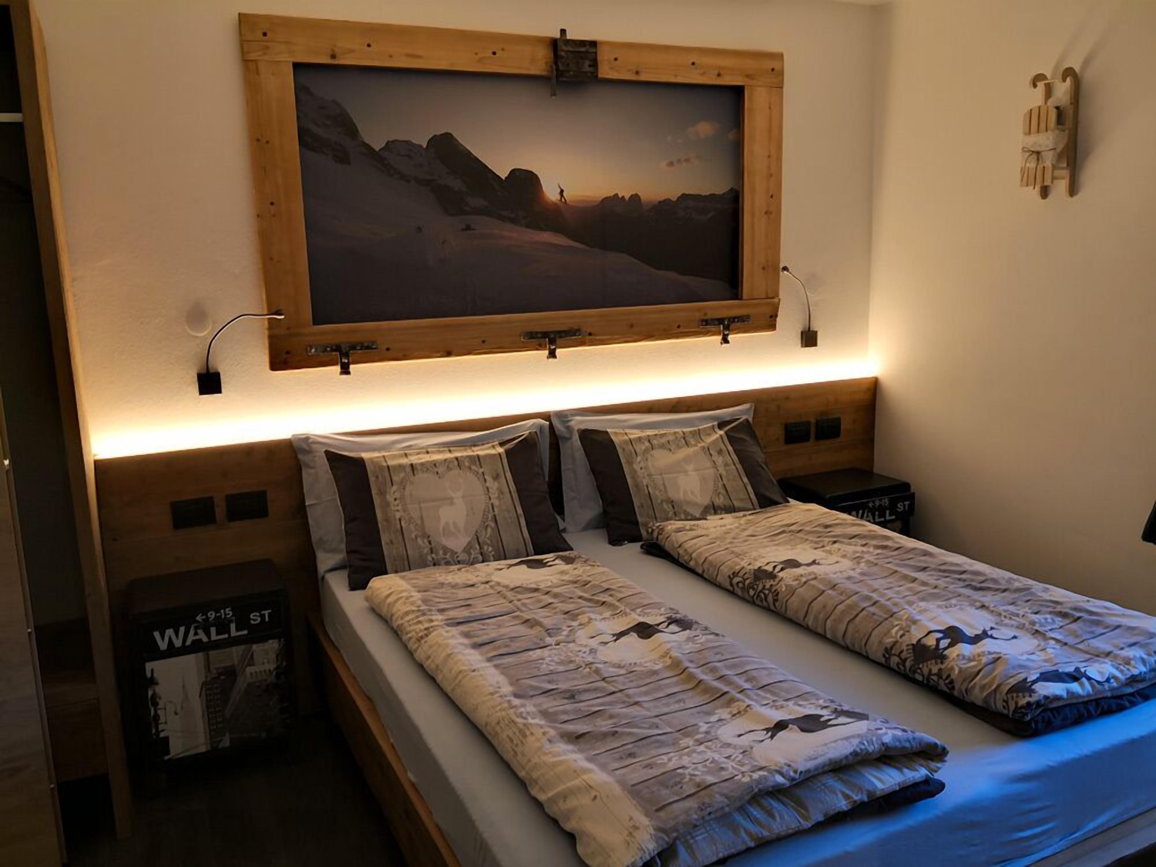 Schreibtisch, kostenloses WLAN, Bettwäsche, Rollstuhlgeeignet