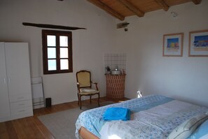 2 Schlafzimmer, Bügeleisen/Bügelbrett, WLAN