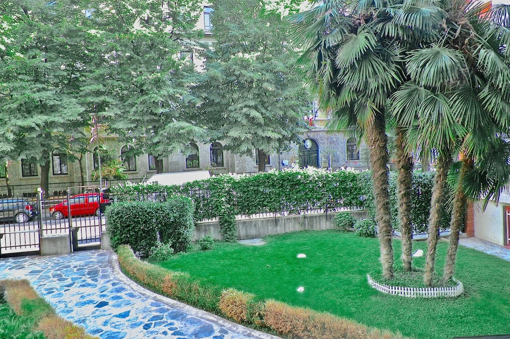 Aiello Suites Executive