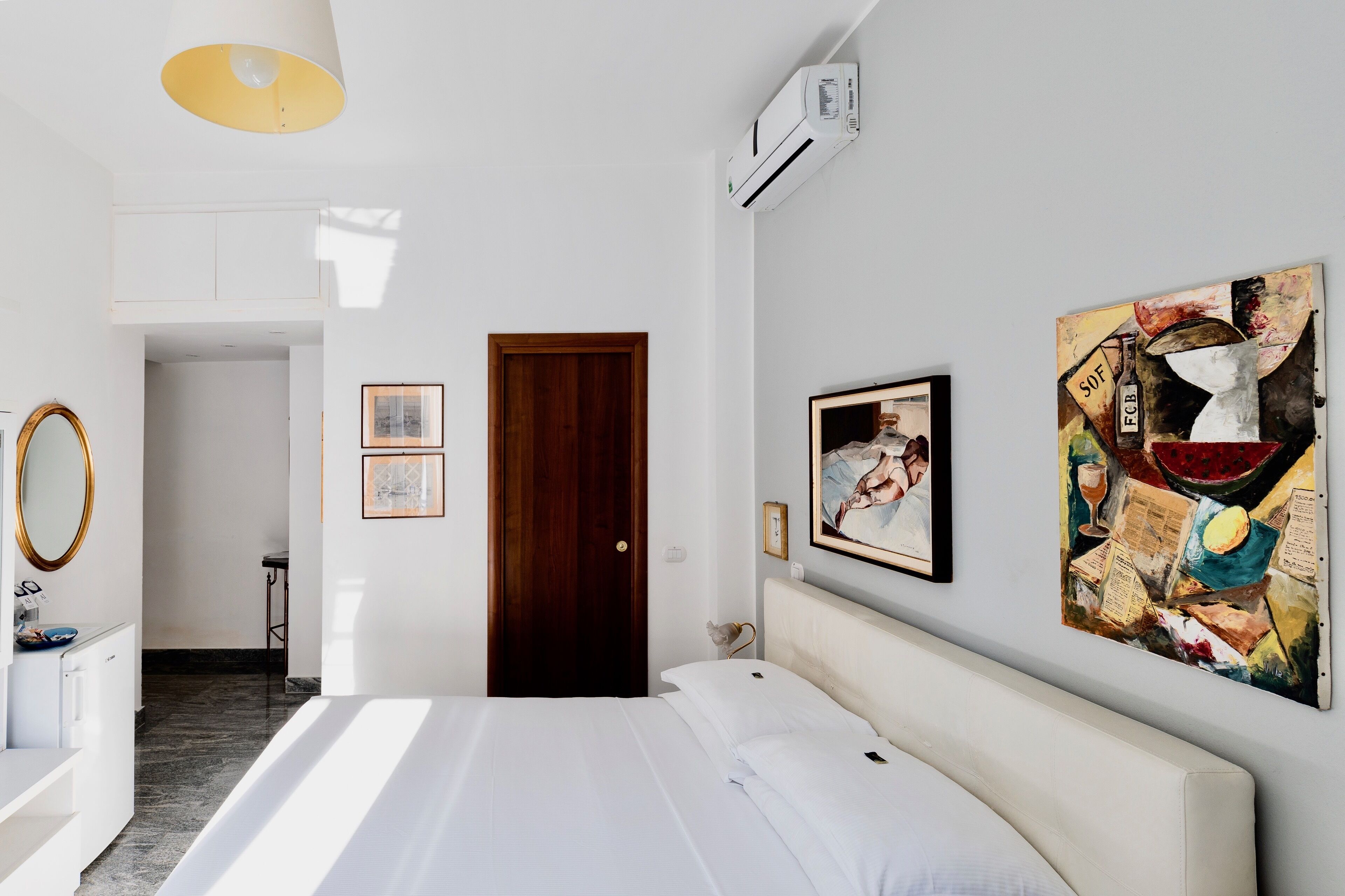 Executive Studio Suite | Egyptian cotton sheets, premium bedding, down comforters, pillowtop beds