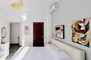 Executive studio suite | Lakens van Egyptisch katoen, luxe beddengoed, donsdekens