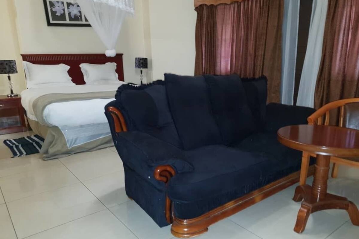 Executive Double Room | Minibar, desk, laptop workspace, soundproofing