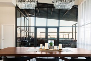 Dining - Luxe Penthouse with Private Rooftop Pool and Panoramic Views (Cape Town)