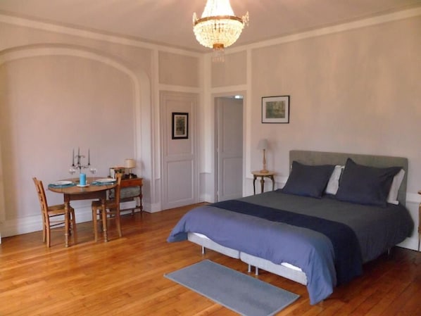 Suite Familiale, salle de bains privée