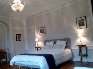 Family Suite, Private Bathroom