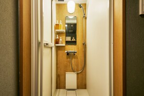 Superior Double Room | Desk, soundproofing, free WiFi, bed sheets - boxi Hakata 2 (Fukuoka)