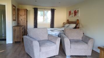1 bedroom, iron/ironing board, bed sheets
